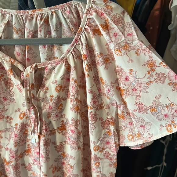 New woman’s 2xl blouse pretty color top - Picture 4 of 5